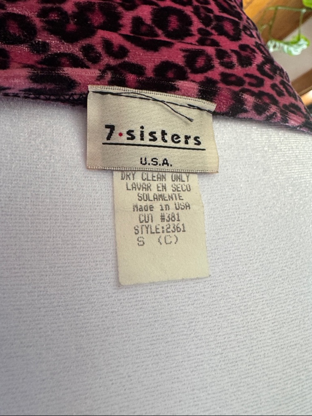 π VTG Seven Sisters Pink Leopard Velvet Matching Set - Made in USA - Picture 2 of 9